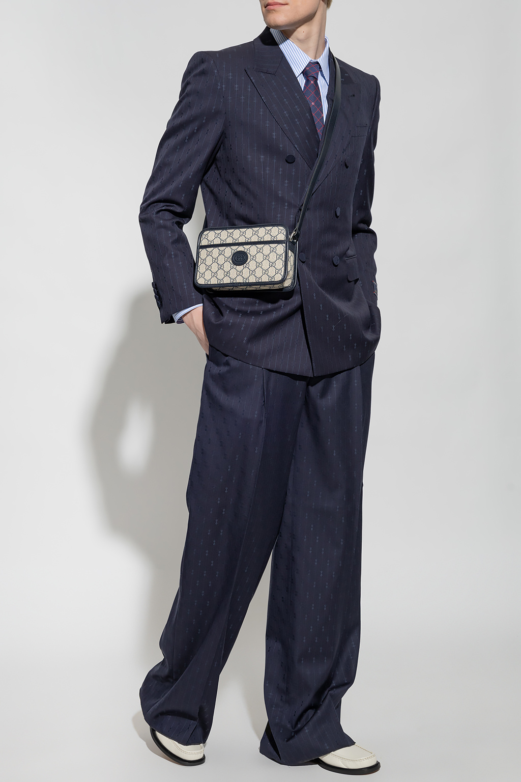 Navy blue Wool trousers Gucci - SchaferandweinerShops Japan